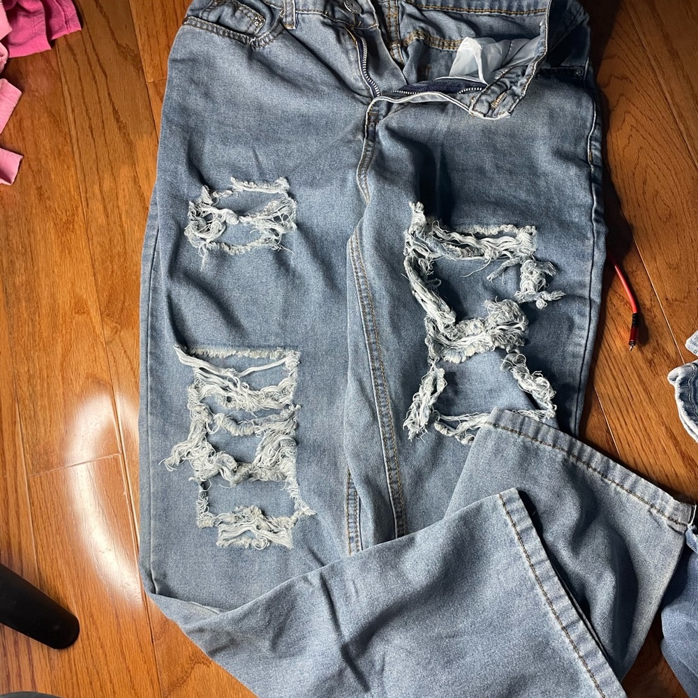 Ripped mom jeans